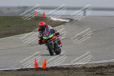 media/Nov-29-2025-TrackDaz (Sat) [[10ae2d9bce]]/A Group/Session 3 (Outside Grapevine)/